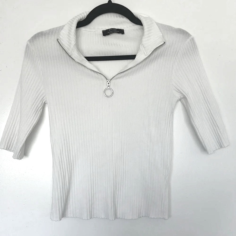 Bershka Womens White Ribbed Quarter Zip Top Ring Pull Short Sleeve Size M